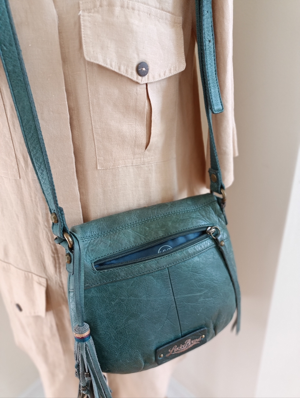 Lucky Brand Genuine Leather Embroidery Shoulder Bag Multiple Compartments Green - Picture 4 of 16